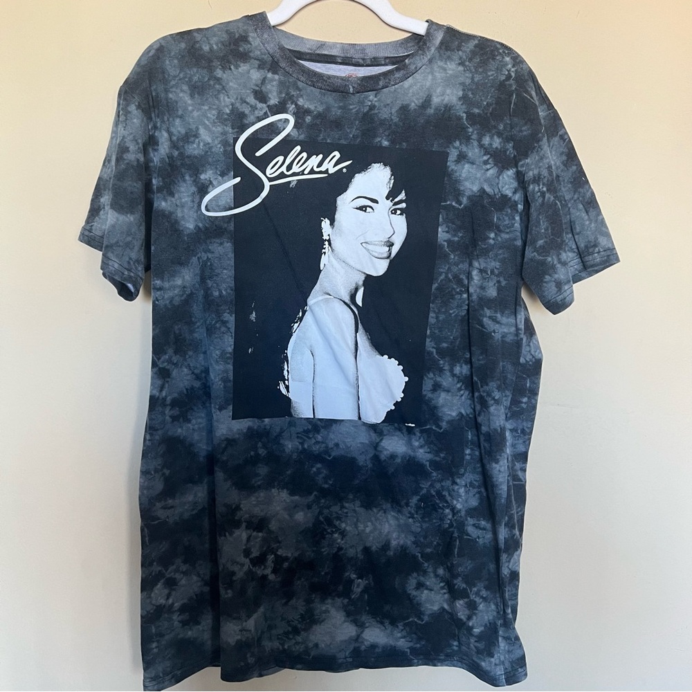 Selena Quintanilla Graphic Tee Black Tie Dye Medium